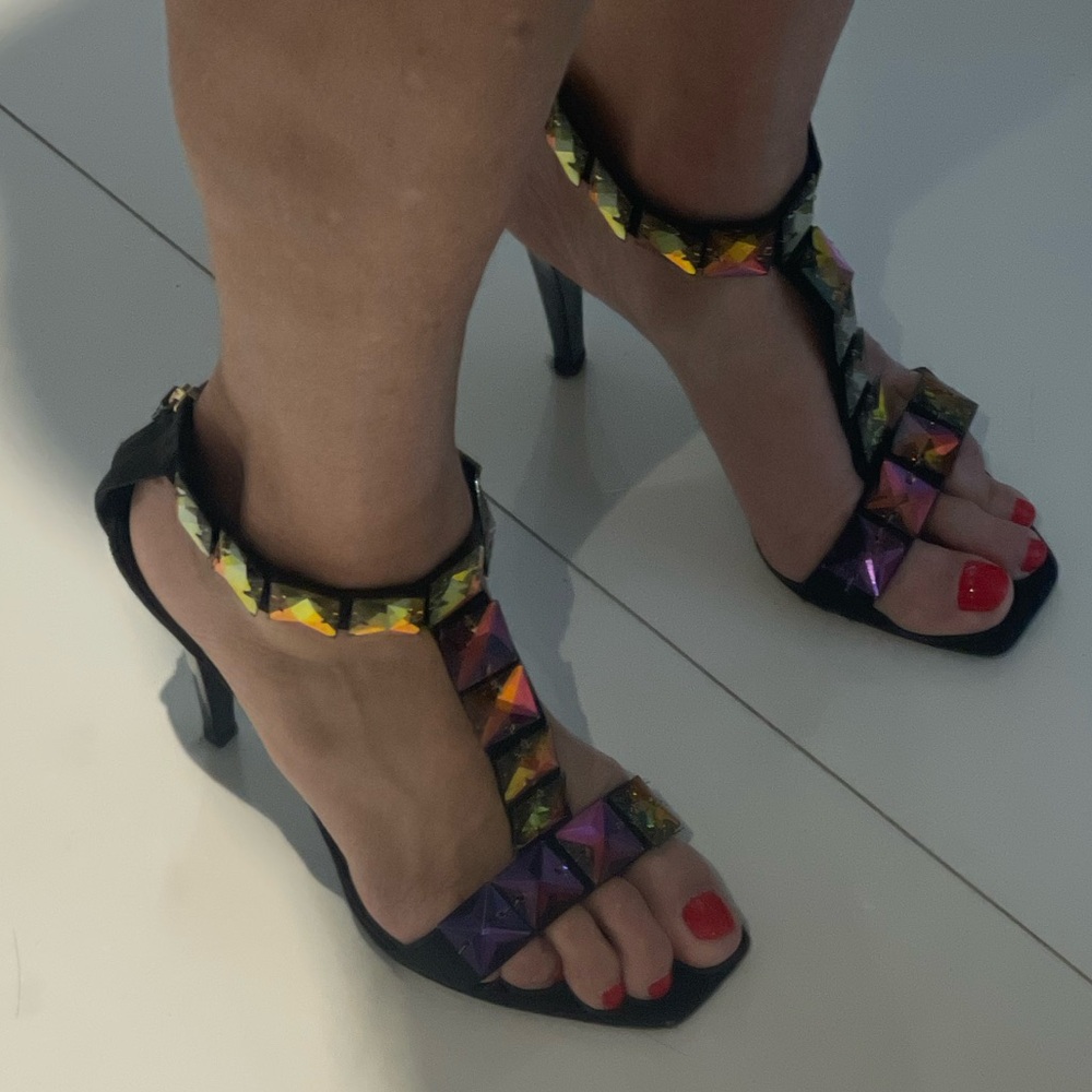 Gucci Rare Crystal Stud Sandals – Authentic – Purple Rainbow Stones – Italy